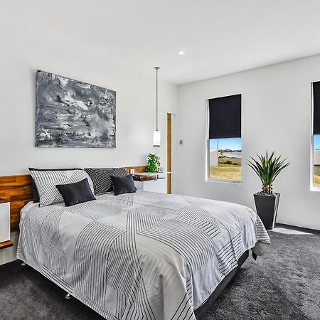 Conroe Executive Townhouse - Modern & Stylish Daire Mount Gambier Dış mekan fotoğraf